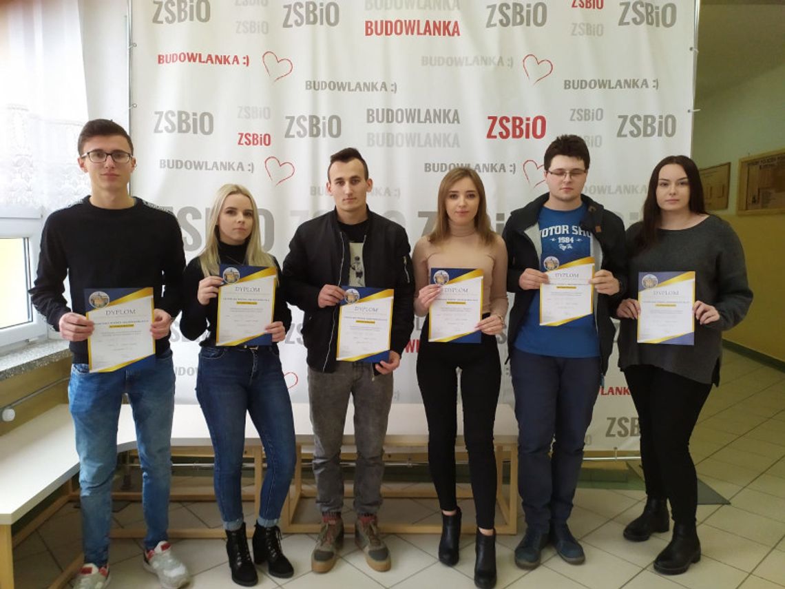 Biłgoraj: Uczniowie ZSBiO laureatami matematycznego konkursu