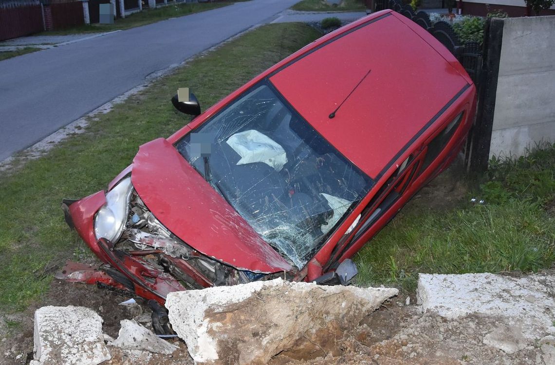 Biszcza: Nietrzeźwy kierowca wjechał w przepust