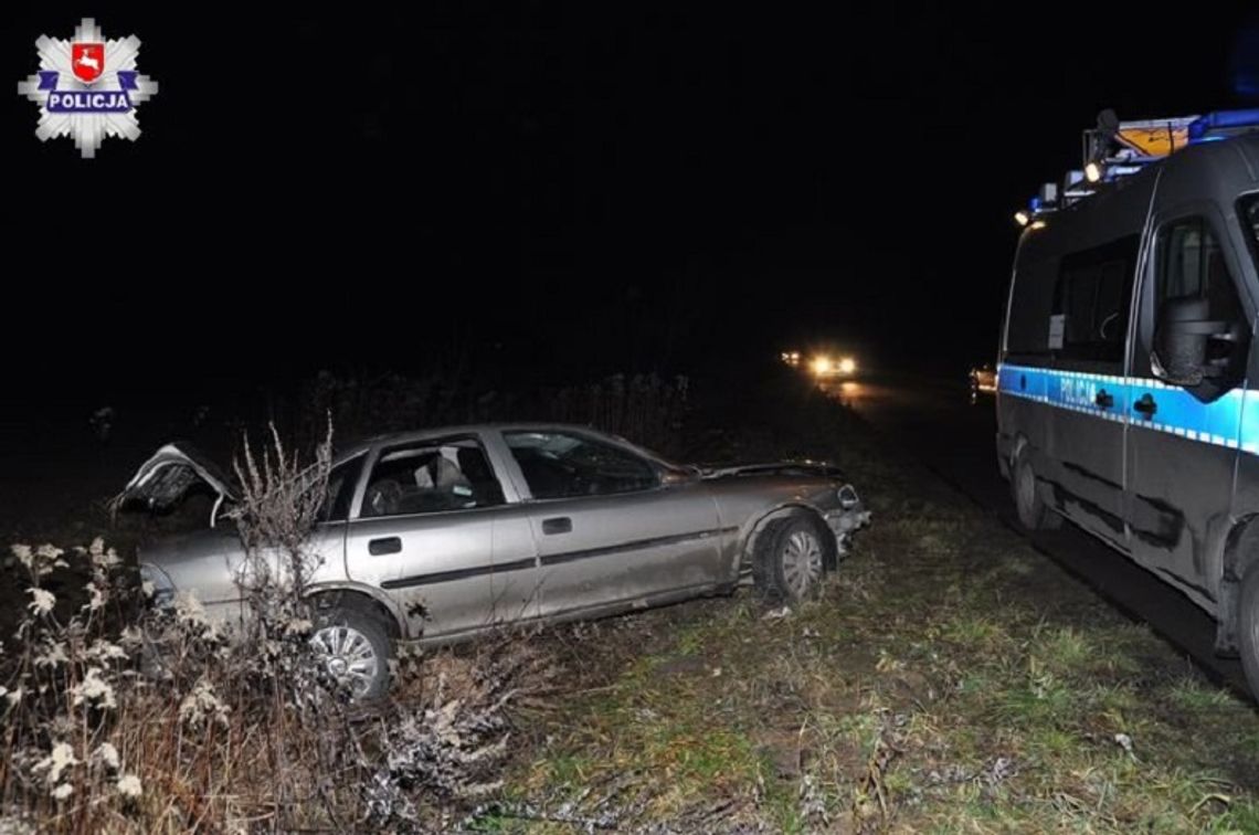 Biszcza: Opel dachował na poboczu. Młody mężczyzna w szpitalu