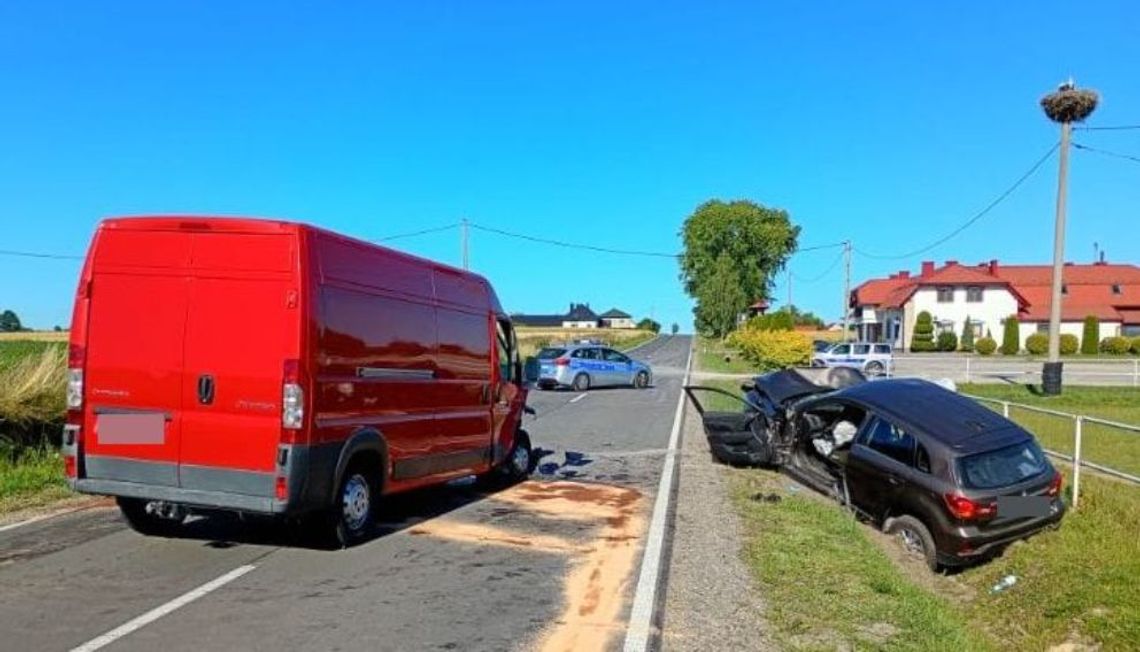 Bukowina: Zderzenie osobówki z dostawczakiem