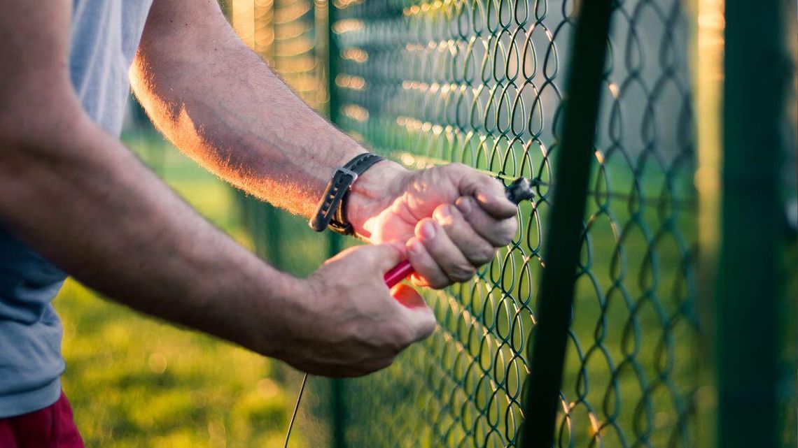 Na Polaków padł blady strach. Zaczęli się bać nowego podatku – za płot.