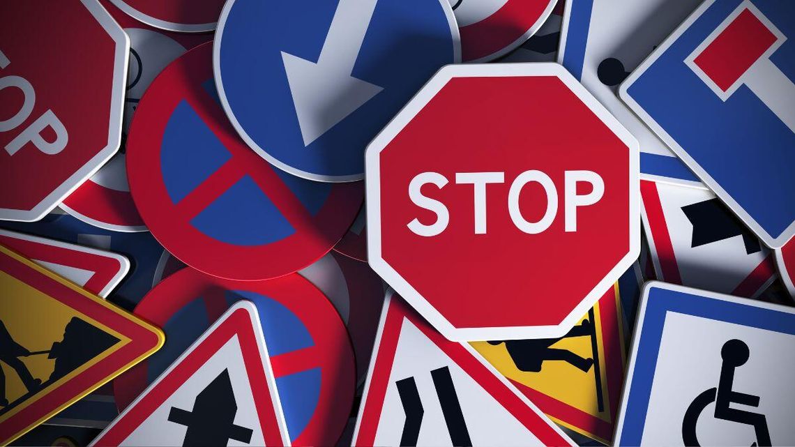 Na wielu odcinkach polskich dróg panuje informacyjny chaos – to główny wniosek po kontroli przeprowadzonej przez Najwyższą Izbę Kontroli.