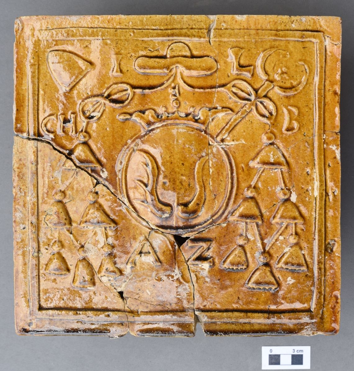 Prace archeologiczne, jakie w obiekcie zabytkowego klasztoru Bazylianów w Chełmie prowadzi obecnie grupa pod kierownictwem dra Stanisława Gołuba, przyniosły właśnie kolejne, zaskakujące efekty.