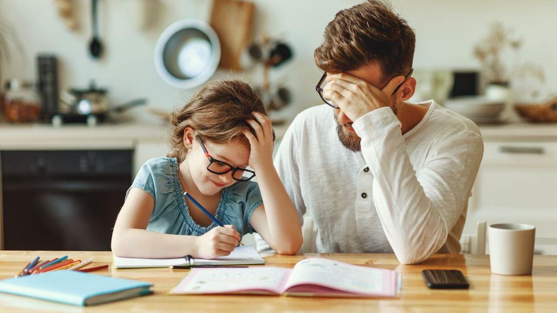 Ministerstwo Edukacji Narodowej po roku zamierza sprawdzić, jak działa lub nie działa zakaz zadawania prac domowych.