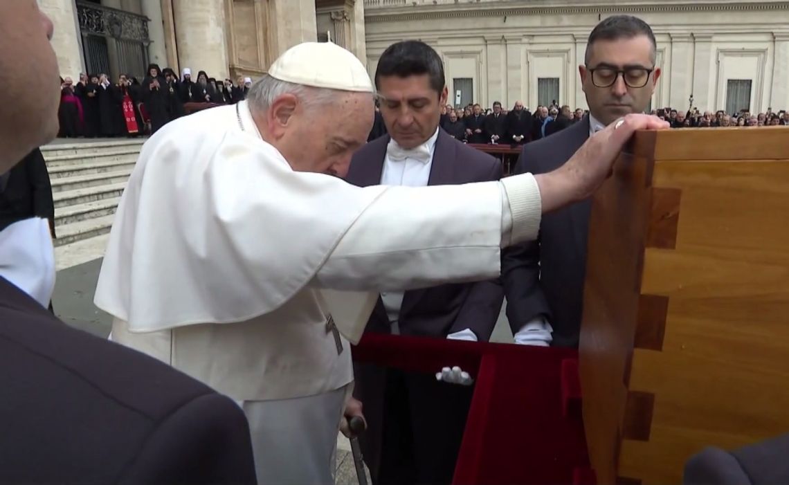 Od kilku dni papież Franciszek przebywa w Klinice Gemelli.