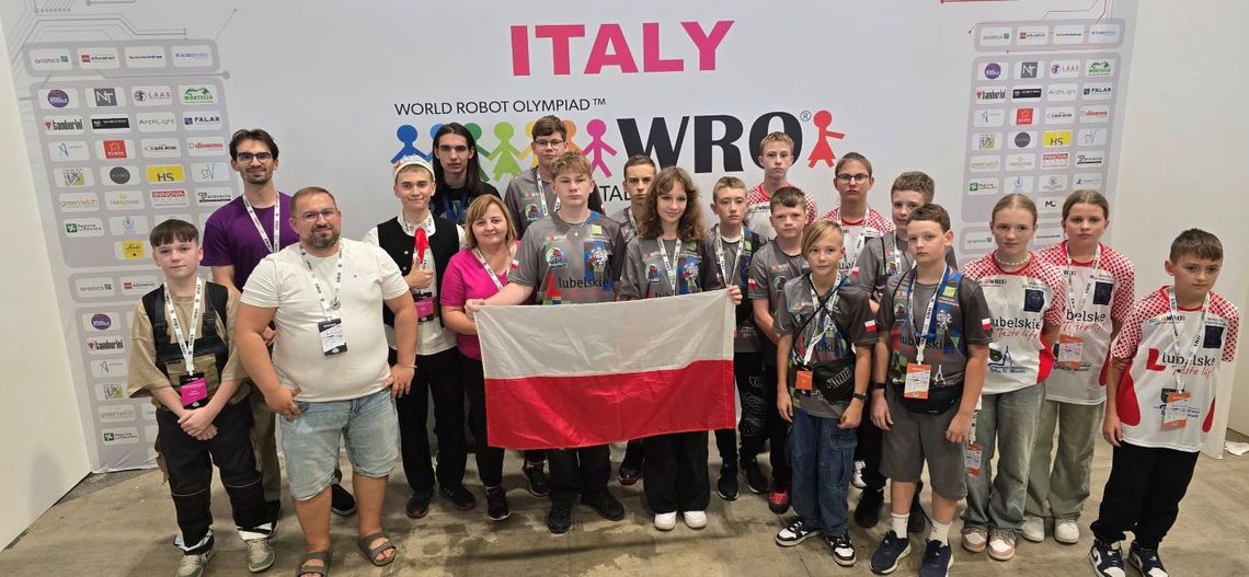 Sukces drużyn Tech-Max SP2 z Tomaszowa Lubelskiego i New-Tech Mechatronik z Technikum New Technology w Zamościu na World Robot Olympiad 2024 w Bresci.