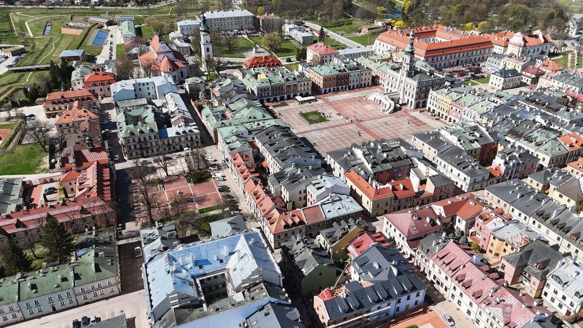 Zamość, który w latach swojej świetności „dobijał” do 70 tys. mieszkańców, zamieszkiwało na koniec ub. roku zaledwie 57,5 tys. osób.