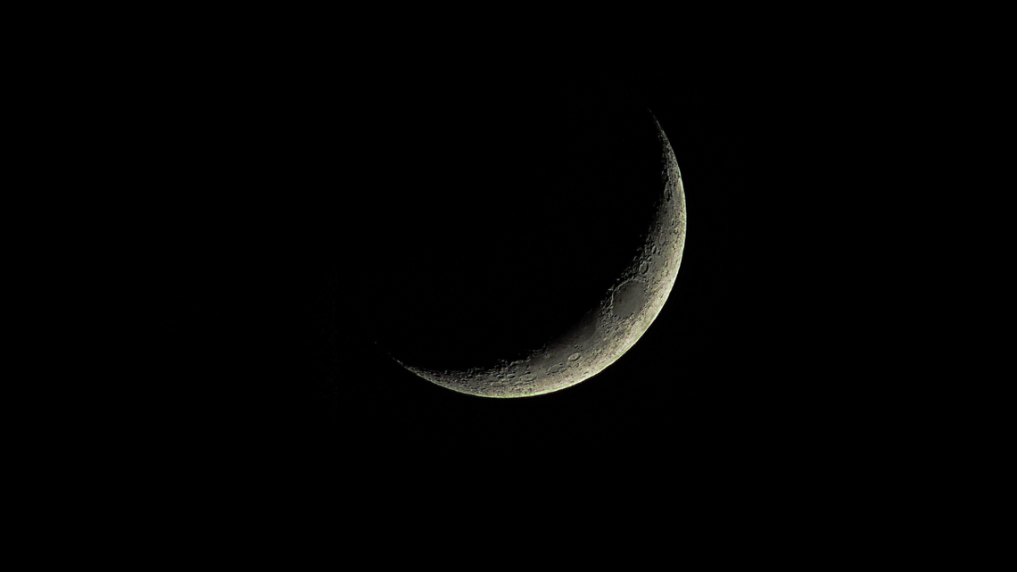 Czarny Księżyc nad nami. Ciemne niebo już w ten weekend Przed nami niezwykłe rzadkie zjawisko astronomiczne – tzw. czarny księżyc.