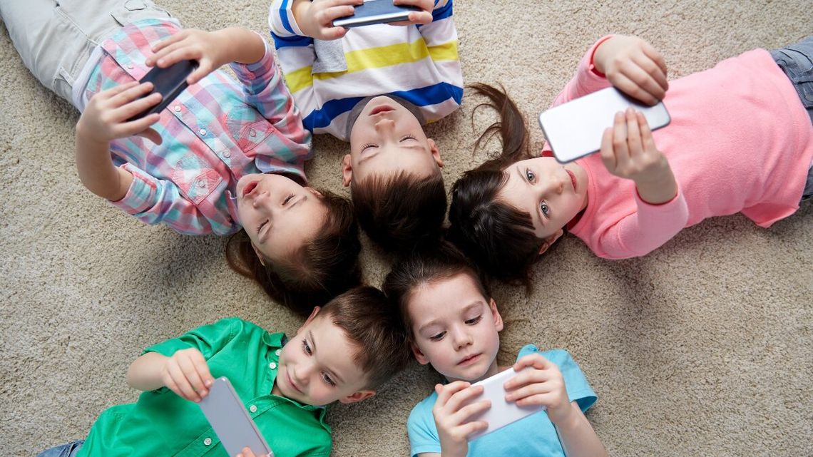 Nie będzie można korzystać z telefonów na lekcjach i przerwach.