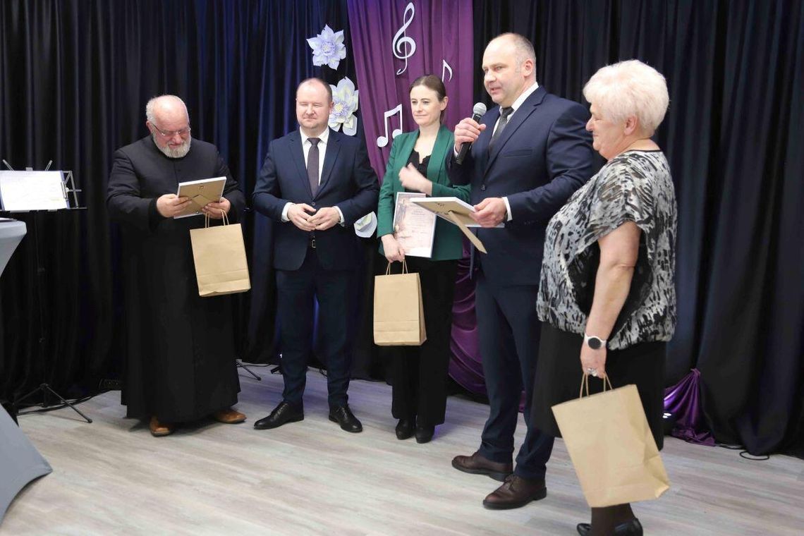 XV Powiatowy Przegląd Pieśni Pasyjnej i Pokutnej w Dołhobyczowie.