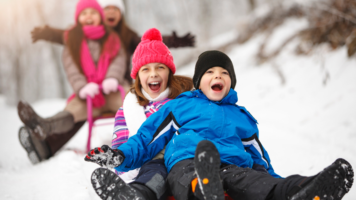 Ferie zimowe 2026. Ceny zimowisk zależą o tego, gdzie, co i jak W najbliższy poniedziałek – 19 stycznia – rozpoczyna się pierwsza tura ferii zimowych. Potrwają do 1 marca.