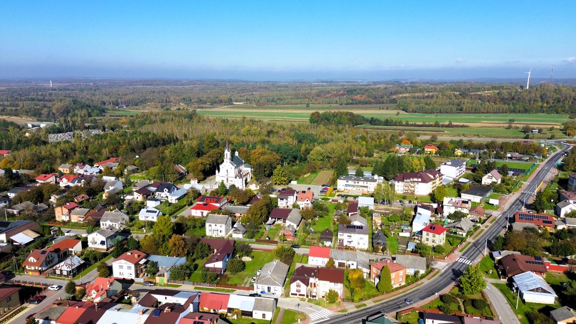 Frampol dziś to gmina nowoczesna, otwarta i przyjazna mieszkańcom i turystom. Frampol dziś to gmina nowoczesna, otwarta i przyjazna mieszkańcom i turystom.
