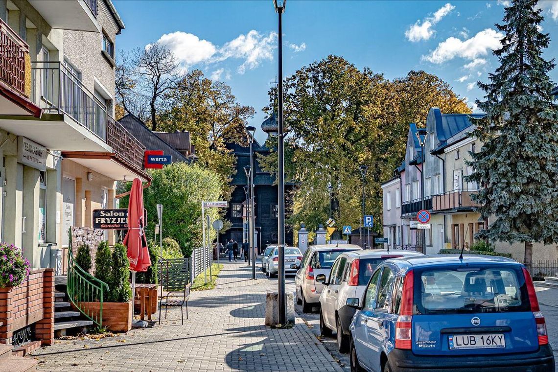 Największą niespodzianką raportu Algolytics Technologies jest Tomaszów Lubelski, który z wynikiem wskaźnika jakości życia na poziomie 0,917 został sklasyfikowany na 17. miejscu w Polsce.