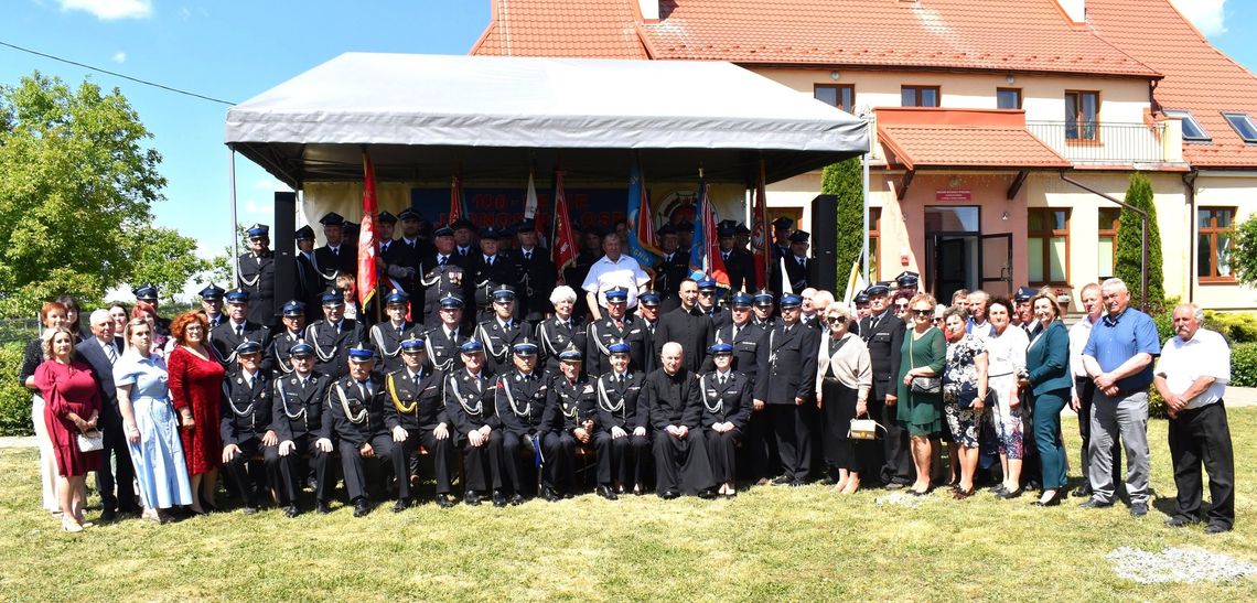 Gm. Komarów-Osada: OSP w Janówce świętuje 100-lecie. Uroczyste obchody i medale dla strażaków 100-lecie OSP Janówka.