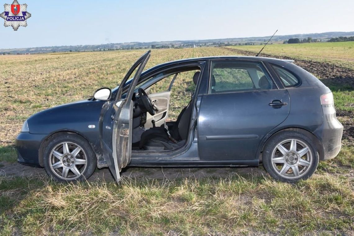 51-latek kierujący seatem w Wolicy Śniatyckiej (gm. Komarów-Osada) nie zatrzymał się do kontroli drogowej i podjął próbę ucieczki.