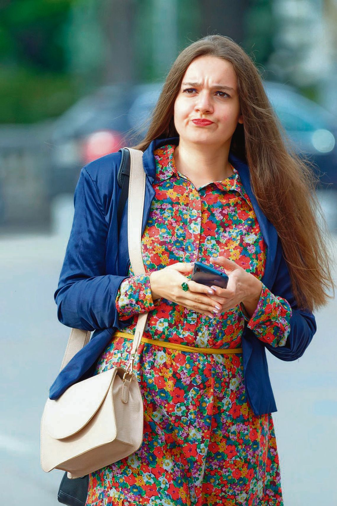 W gminie Lubycza Królewska mieszkańcy mają problem z zasięgiem w swoich telefonach komórkowych. Gdy muszą gdzieś zadzwonić, jadą do Hrebennego, bo tam znajduje się wieża telekomunikacyjna i wtedy „łączą się ze światem”.