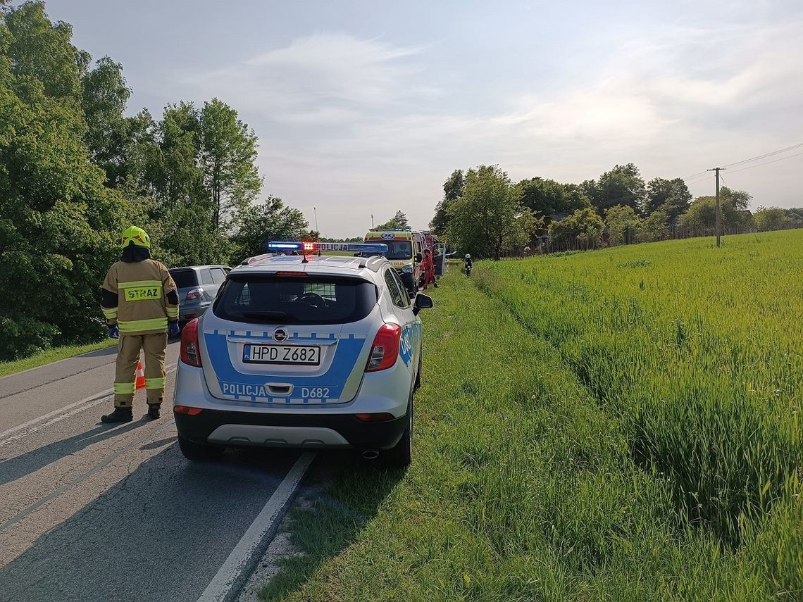 Na Przedmieściu Szperówka w niedzielę 28 maja doszło do wypadku samochodu osobowego.