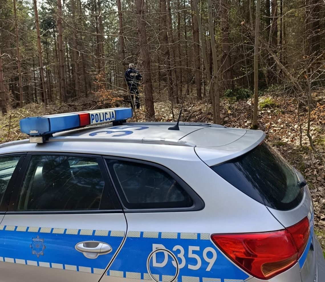 Gm. Tomaszów Lubelski: Zaginiona 59-latka szczęśliwie odnaleziona przez dzielnicowych Dzielnicowi odnaleźli zaginioną 59-latkę. Kobiecie nic nie zagraża.