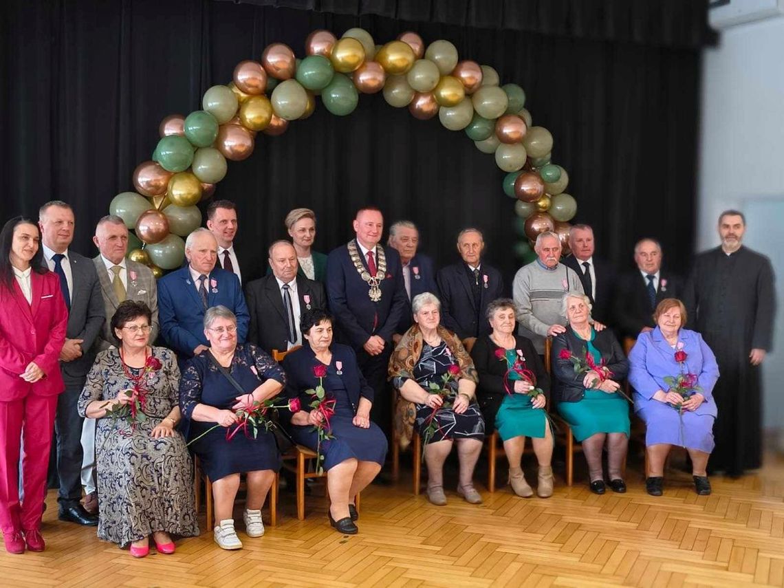 Złote gody świętowało osiem par z gminy Tyszowce.  Fot. Gmina Tyszowce