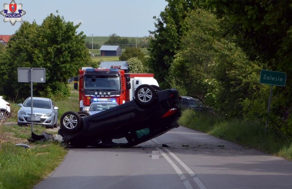 Dachowanie samochodu w gm. Zamość.