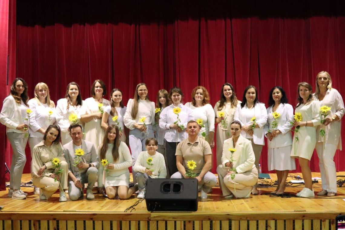 W dniach 27–28 września w Krasnobrodzkim Domu Kultury przeprowadzono warsztaty wokalne „W-niebo-głosy”.