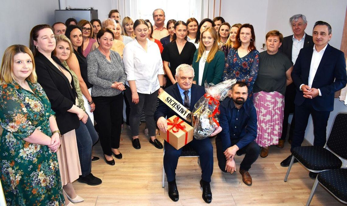 Pan Jerzy, pracownik UG Sitno, jest już na emeryturze.