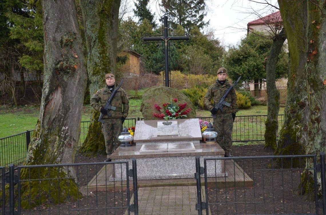 Upamiętniono pomordowanych 82 lata temu mieszkańców Poturzyna.