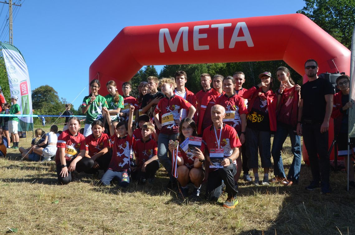 Trzy medale przywieźli zawodnicy UKS Azymut Siedliska z Klubowych Mistrzostw Polski w Biegach na Orientację.