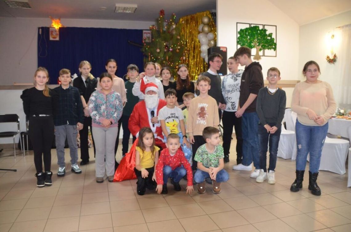 Sołeckie spotkanie opłatkowo-mikołajkowe w Wierzchowinach.