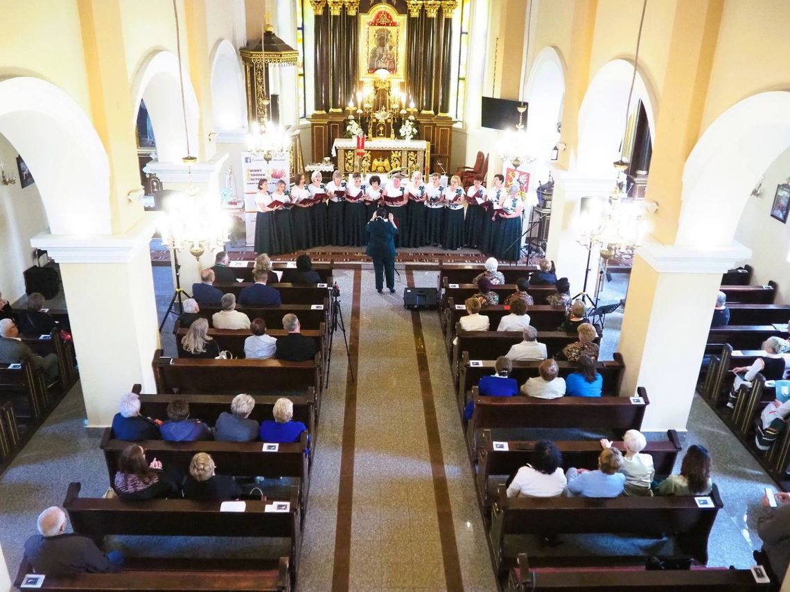 W kościele parafialnym pw. św. Jana Chrzciciela w Lipsku odbył się VIII Przegląd TOTUS TUUS Pieśni Maryjnej i Religijnej.