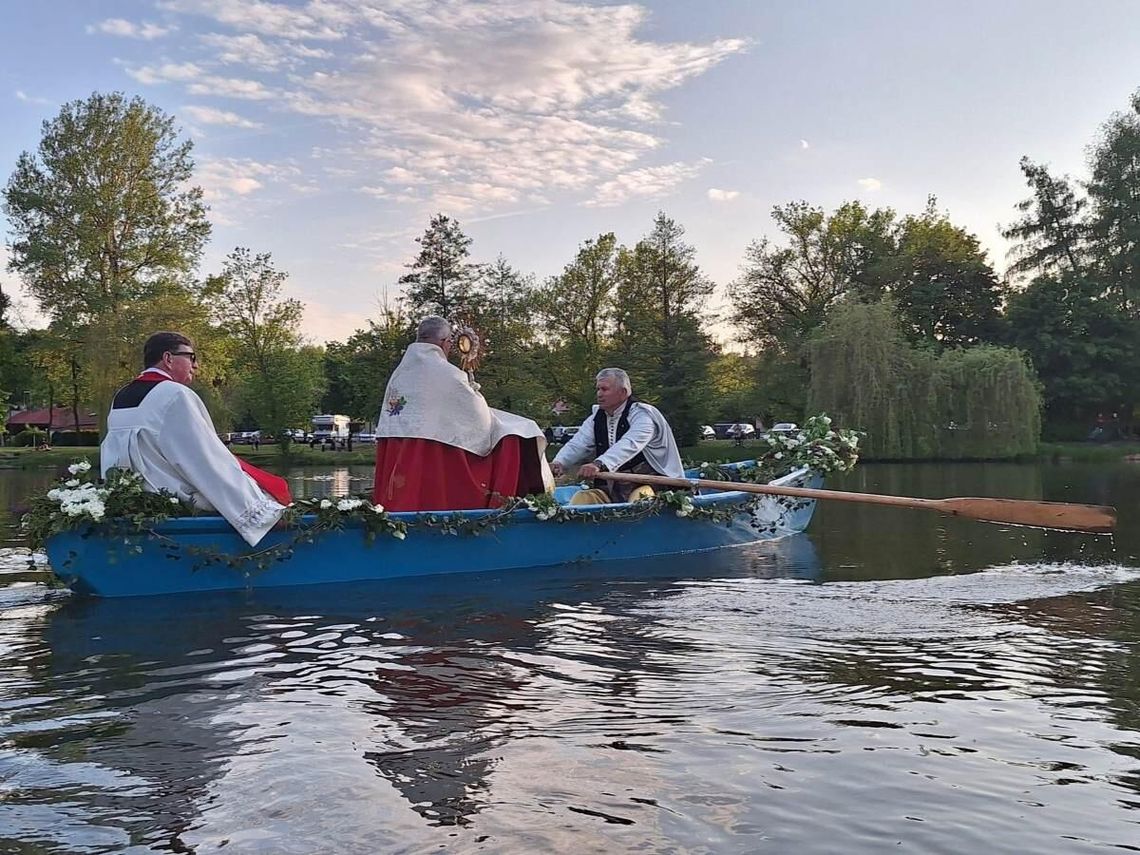 Zwierzyniec: Święto patrona św. Jana Nepomucena i procesja na łódkach