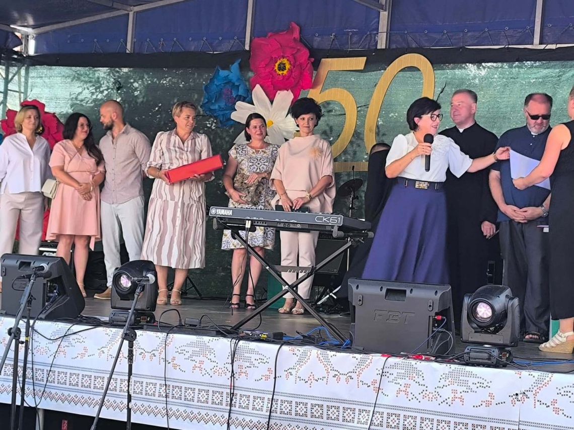 GOK w Rachaniach ma 50 lat. Siedziba jednostki kultury powstała rękami strażaków Jubileusz 50-lecia GOK-u Rachanie był okazją do wspomnień i podziękowań.