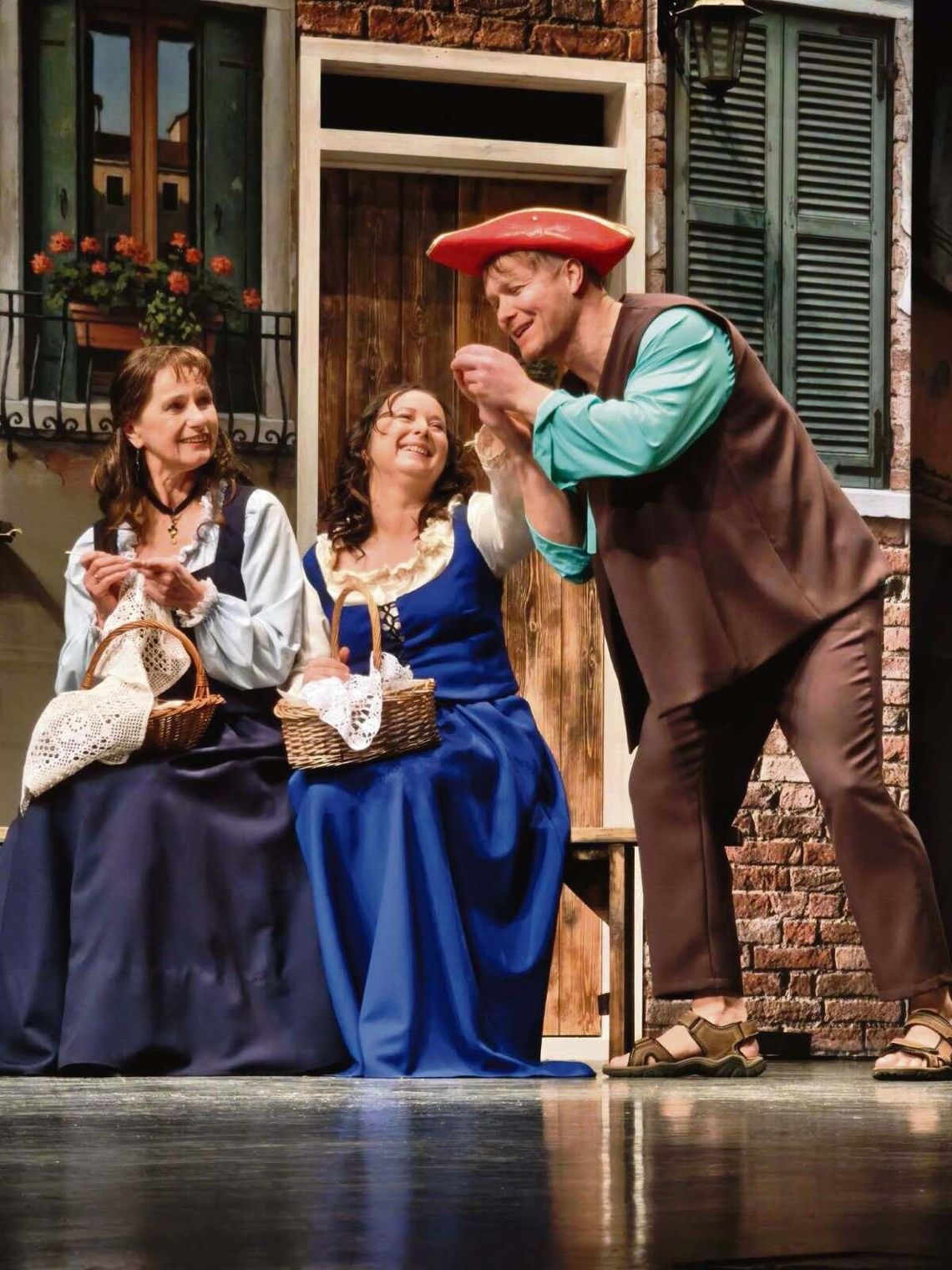 Gorący debiut w Biłgoraju. „Kurtyna w Górę” podbiła serca widzów Gorący debiut w Biłgoraju. „Kurtyna w Górę” podbiła serca widzów