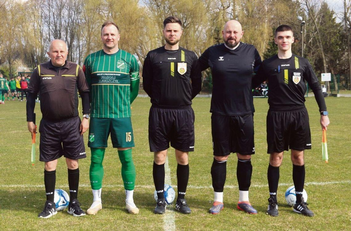 Graf Chodywańce pokonany w Mirczu. To pierwsza porażka w sezonie Zespół z gminy Jarczów doznał pierwszej w tym sezonie porażki.