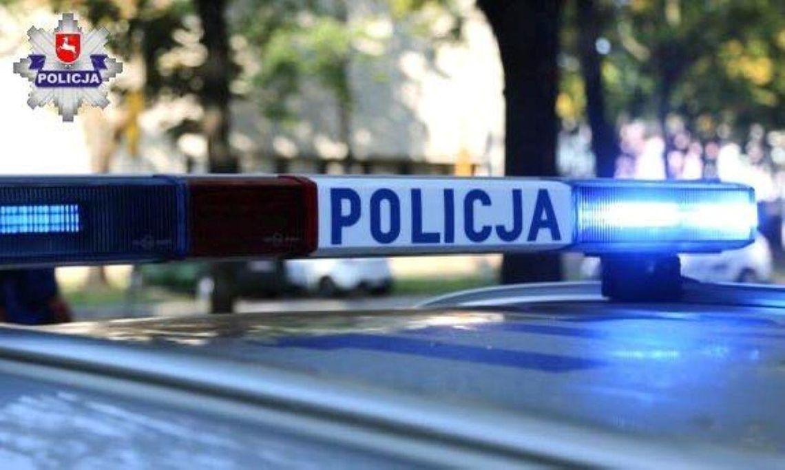 66-latek zginął podczas pracy związanej z rozładunkiem towaru z naczepy ciężarówki w miejscowości Hrebenne.