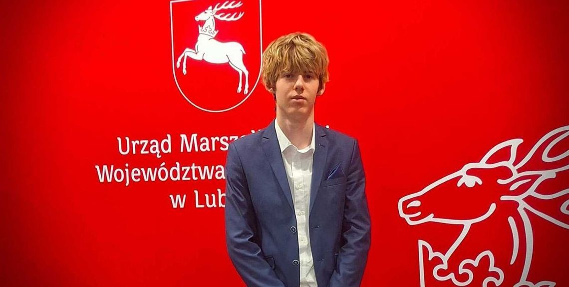 Adam Zawrotniak, uczeń Zespołu Szkół nr 1 w Hrubieszowie, otrzymał stypendium marszałka województwa lubelskiego.