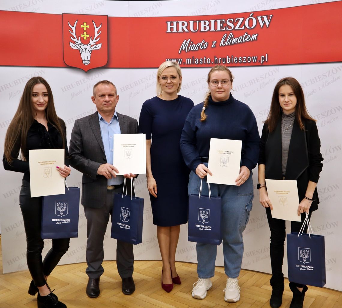 Hrubieszów: Burmistrz Majewska doceniła sportowców