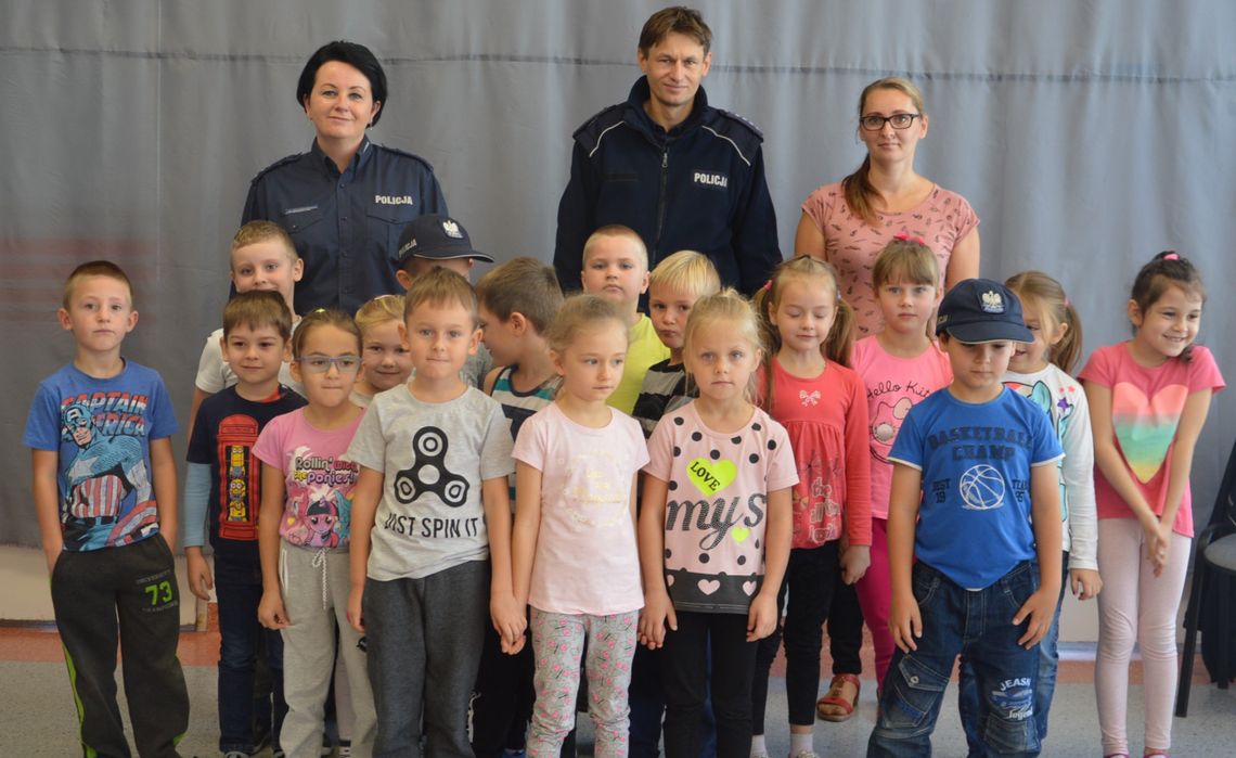 Hrubieszów: Dzielnicowy spotkał się z przedszkolakami