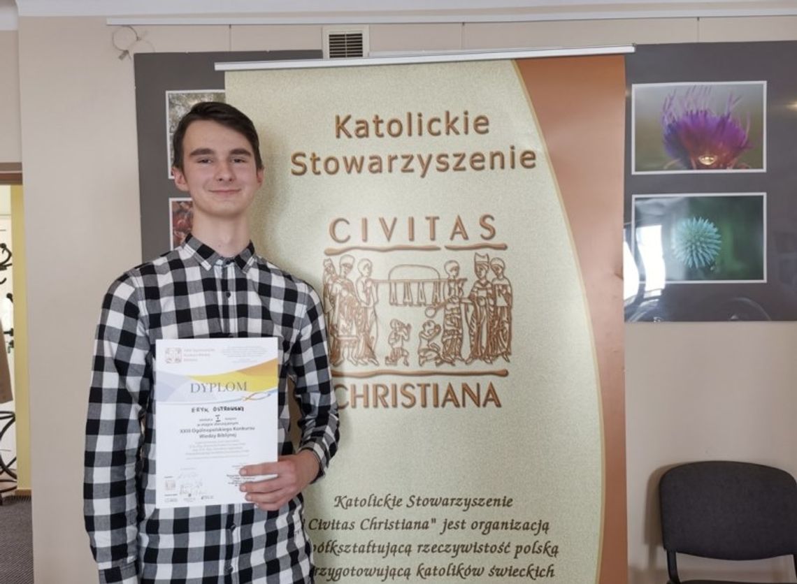 Hrubieszów: Eryk Ostrowski ze Staszica najlepszy w biblijnym konkursie