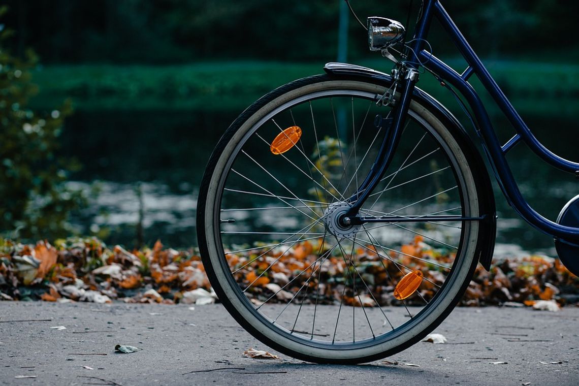 Hrubieszów: Wypadek na ul. Kolejowej. Rowerzysta potrącony przez audi