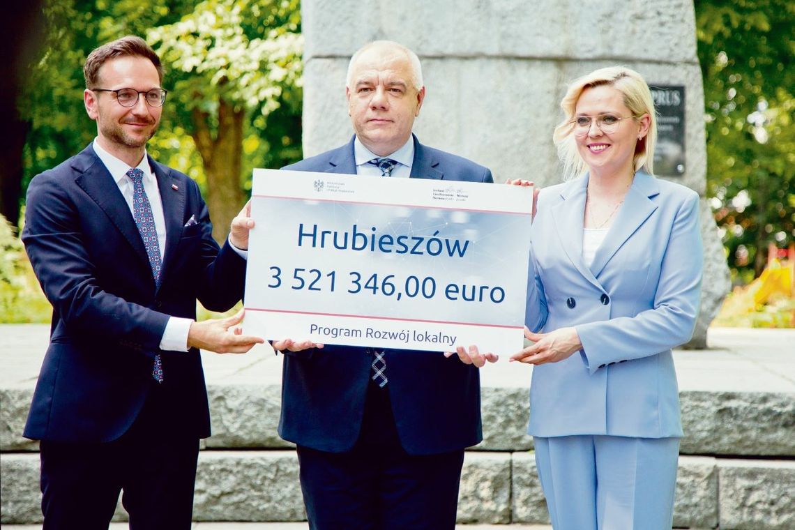 Hrubieszów jako jedyne miasto w regionie otrzymało ponad 3,5 mln euro (blisko 16 mln zł) na realizację projektu: „Rozwój Lokalny Hrubieszowa - od partycypacji do realizacji”.