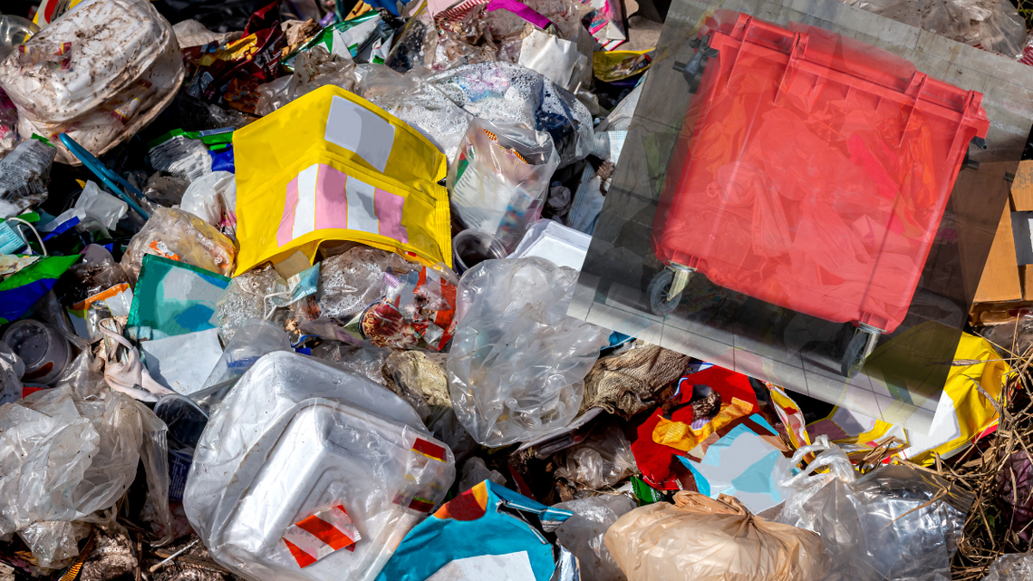 Teraz do segregacji śmieci mamy pięć pojemników w pięciu kolorach.