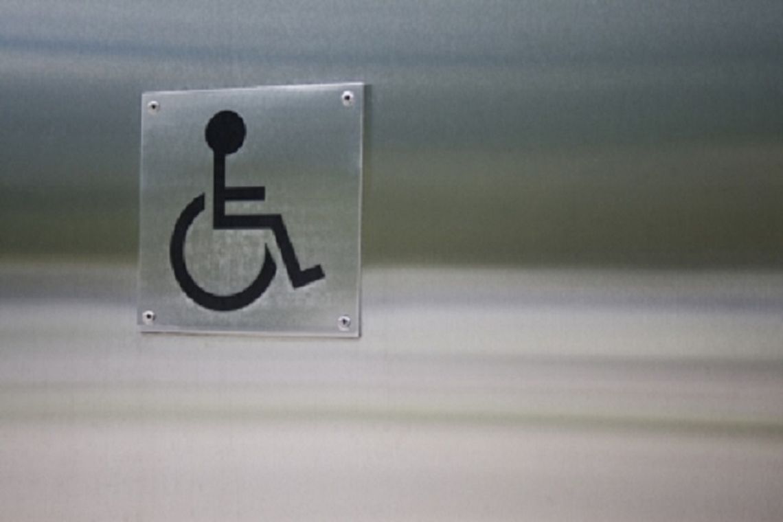 Józefów: Samorząd kupuje samochód dla niepełnosprawnych