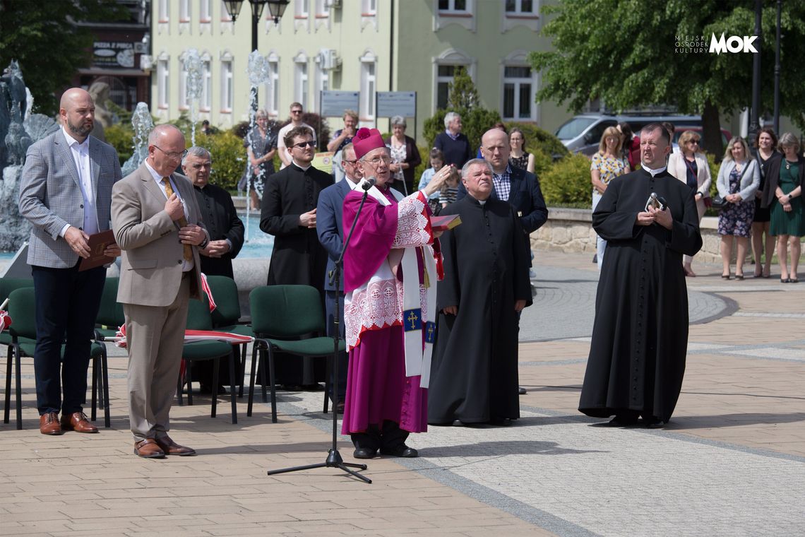 Józefów: Św. Józef ma strzec i pomagać [ZDJĘCIA]