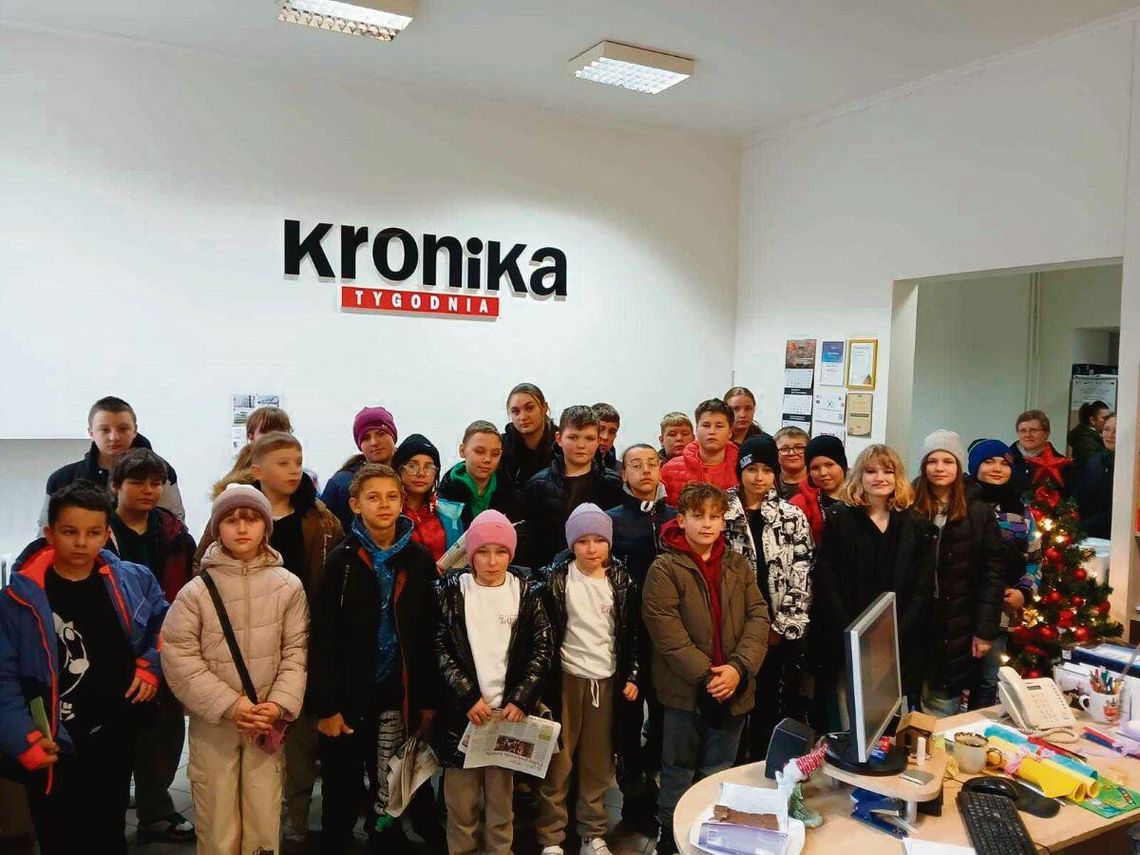 5 grudnia gościnne progi redakcji „Kroniki Tygodnia” w Zamościu przekroczyła grupa uczniów klas 4-8 Szkoły Podstawowej w Stanisławowie (gmina Józefów).