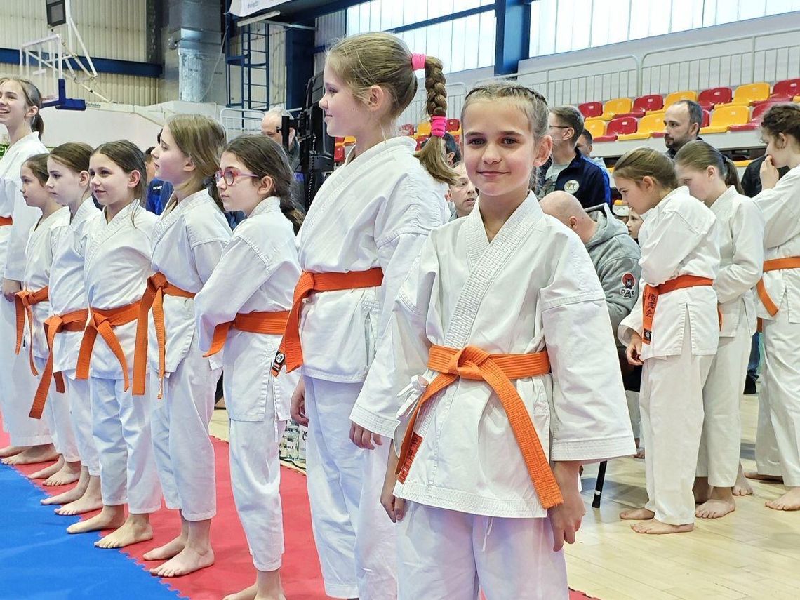 Karatecy z RKKT w Zamościu wrócili z Wrocławia z workiem medali Z Wrocławia zawodnicy RKKT wrócili z 31 medalami.