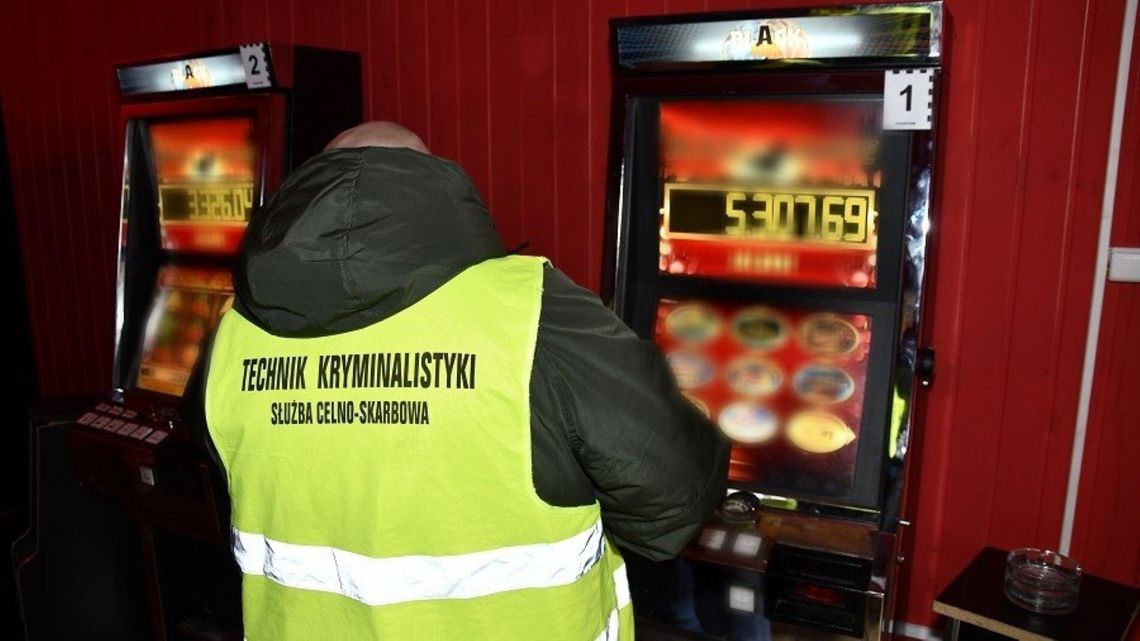 KAS i CBŚP rozbiły grupę przestępczą zajmującą się hazardem. Działała też w Zamościu