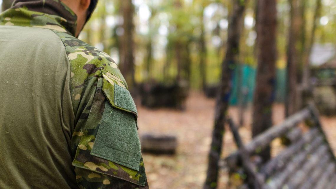 Rząd chce wydać i rozesłać po domach „Podręcznik wojenny”.