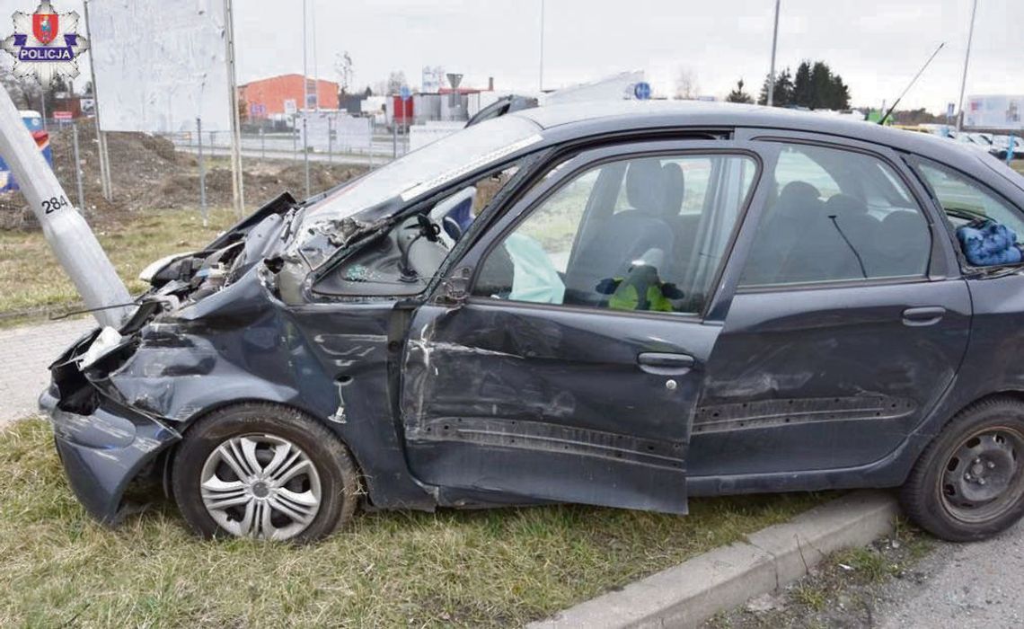 „Z ogromną satysfakcją informujemy, że w dniu 31 marca 2026 r. Sąd Okręgowy w Zamościu zmienił wyrok Sądu Rejonowego i uniewinnił naszą Klientkę od zarzucanego jej we wniosku o ukaranie czynu z art. 86 § 1 Kodeksu wykroczeń (nieustąpienie pierwszeństwa przejazdu)” – napisał adw. Adamczuk.
