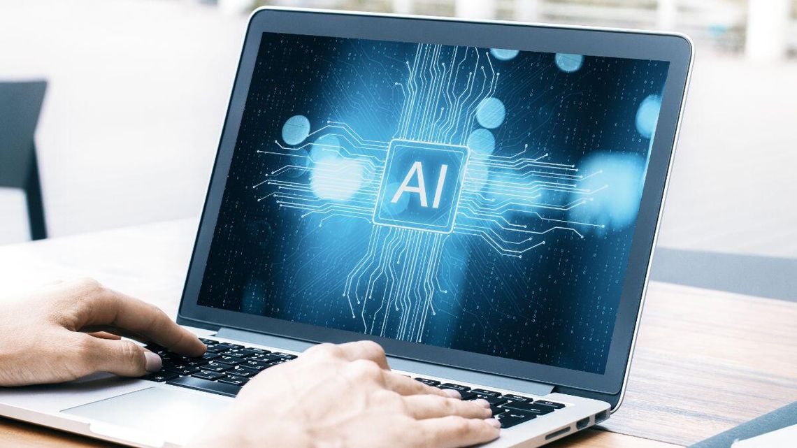 Kogo zwolni AI? Możesz to sprawdzić w wyszukiwarce